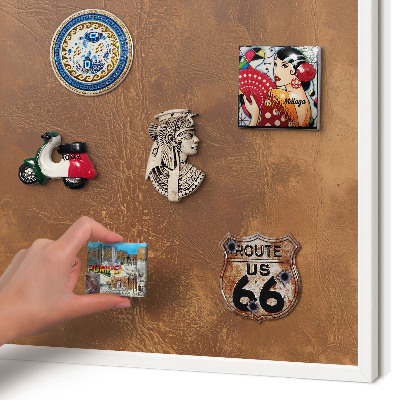 Magnetisch bord voor de muur met witte lijst Bruine textuur