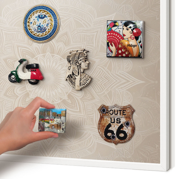 Magnetisch bord van metaal in een witte lijst Mandala-patroon