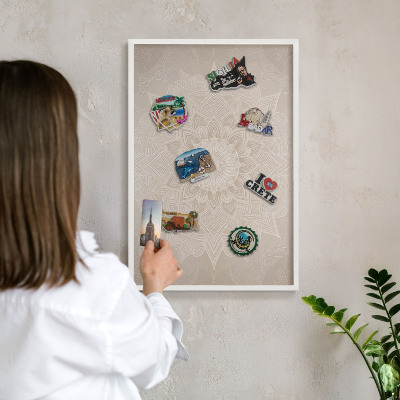 Magnetisch bord van metaal in een witte lijst Mandala-patroon