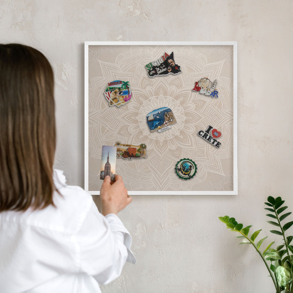 Magnetisch bord van metaal in een witte lijst Mandala-patroon