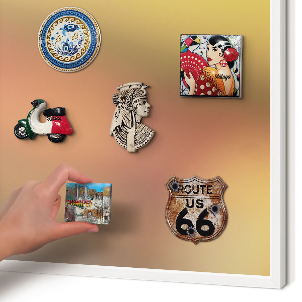 Magnetisch bord van metaal in een witte lijst Kleurrijke gloed