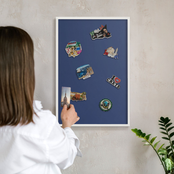Magnetisch bord voor de muur met witte lijst Levendig marineblauw