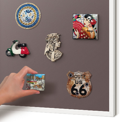 Magnetisch bord van metaal in een witte lijst Vervaagd bruin