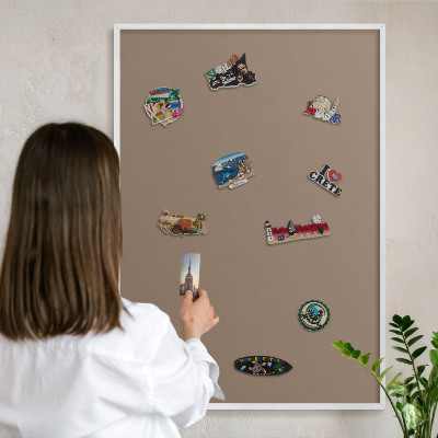 Magnetisch bord voor de muur met witte lijst Neutraal bruin