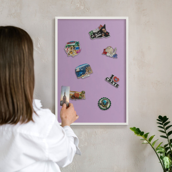 Magnetisch bord voor de muur met witte lijst Lichtpaars