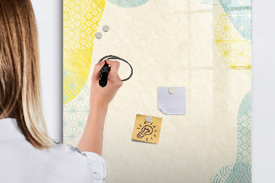 Decoratief glazen wandbord beschrijfbaar en magnetisch Een creatieve ruimte voor herinneringen en foto's