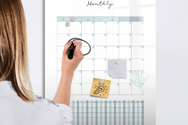Decoratief glazen wandbord beschrijfbaar en magnetisch Maandplanner met ruimte voor foto's
