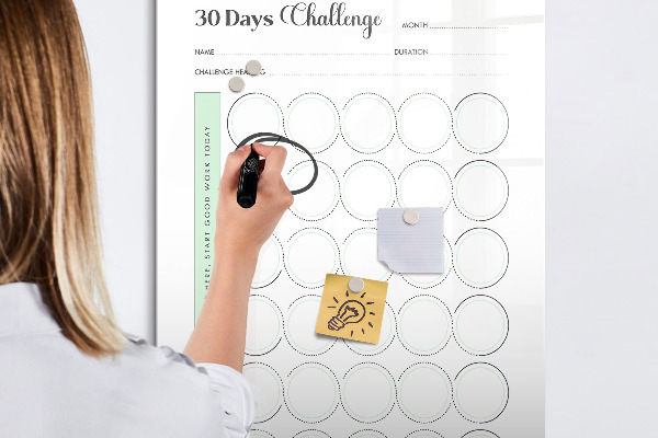 Decoratief glazen wandbord beschrijfbaar en magnetisch 30-dagen challenge: houd je voortgang bij