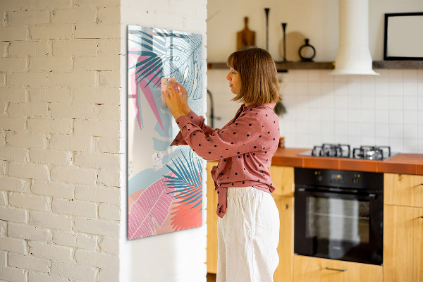 Decoratief glazen wandbord beschrijfbaar en magnetisch Een kleurrijk prikbord voor foto's en notities