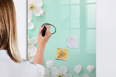 Decoratief glazen wandbord beschrijfbaar en magnetisch Creatief moodboard met een bloemenmotief