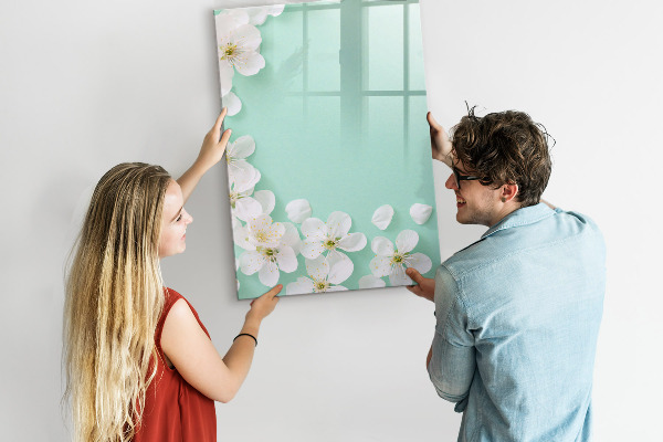 Decoratief glazen wandbord beschrijfbaar en magnetisch Creatief moodboard met een bloemenmotief