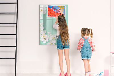 Decoratief glazen wandbord beschrijfbaar en magnetisch Creatief moodboard met een bloemenmotief