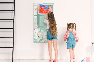 Decoratief glazen wandbord beschrijfbaar en magnetisch Creatief moodboard met een bloemenmotief