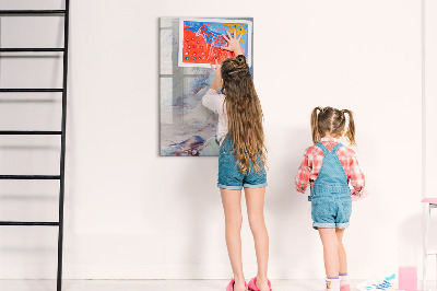 Decoratief glazen wandbord beschrijfbaar en magnetisch Een creatieve ruimte voor herinneringen en notities