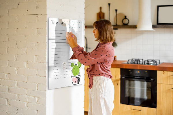 Decoratief glazen wandbord beschrijfbaar en magnetisch Een takenlijst met een creatieve twist