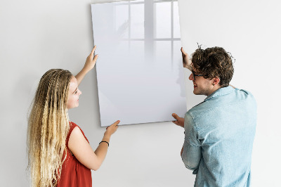 Decoratief glazen wandbord beschrijfbaar en magnetisch Herinneringen vastleggen in een moderne stijl.