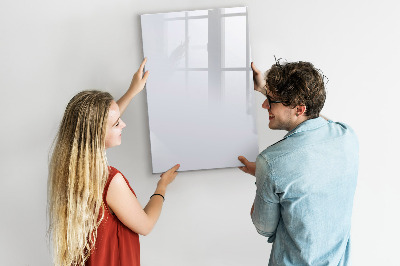 Decoratief glazen wandbord beschrijfbaar en magnetisch Herinneringen vastleggen in een moderne stijl.