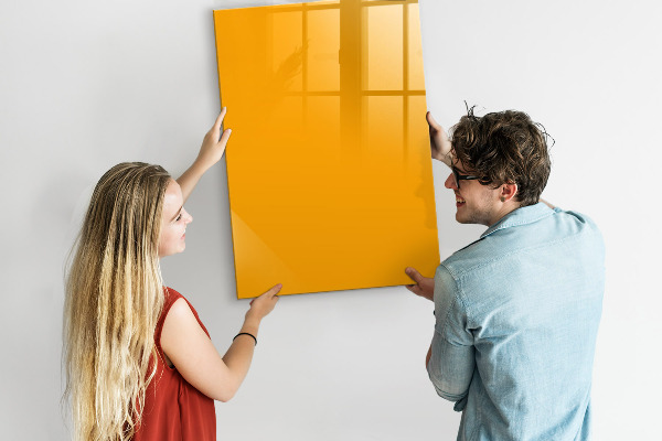 Decoratief glazen wandbord beschrijfbaar en magnetisch Een kleurrijk prikbord voor notities en foto's