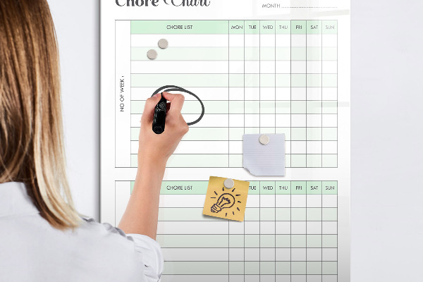 Decoratief glazen wandbord beschrijfbaar en magnetisch Huishoudelijke takenplanner voor het hele gezin