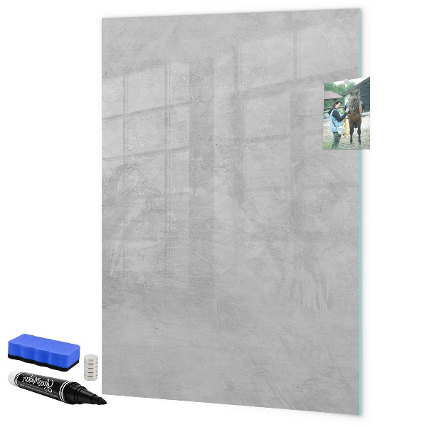 Decoratief glazen wandbord beschrijfbaar en magnetisch Een ruimte voor het delen van herinneringen en notities.