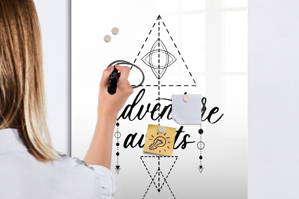 Memobord van glas met print inclusief neodymium magneten Een creatieve ruimte voor herinneringen en avonturen.