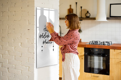 Decoratief glazen wandbord beschrijfbaar en magnetisch Een creatieve ruimte voor herinneringen en foto's