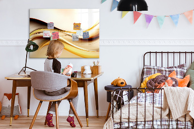 Decoratief glazen wandbord beschrijfbaar en magnetisch Een moderne ruimte voor het presenteren van foto's