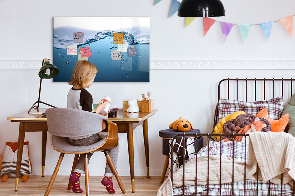 Decoratief glazen wandbord beschrijfbaar en magnetisch Waterachtergrond met foto's en accessoires