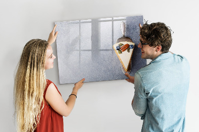 Decoratief glazen wandbord beschrijfbaar en magnetisch Een creatieve plek voor herinneringen en notities