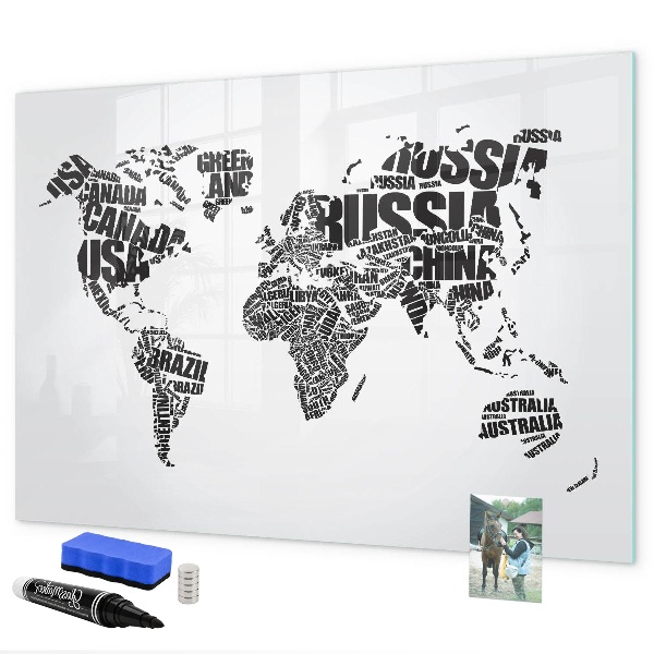 Decoratief glazen wandbord beschrijfbaar en magnetisch Een wereldkaart met persoonlijke herinneringen.