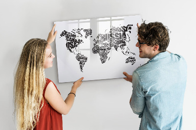 Decoratief glazen wandbord beschrijfbaar en magnetisch Een wereldkaart met persoonlijke herinneringen.