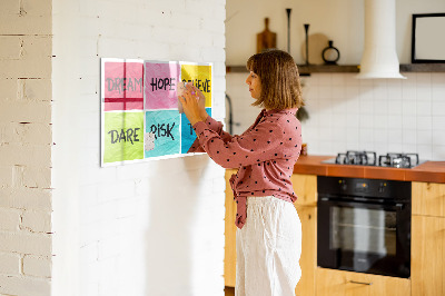 Memobord van glas met print inclusief neodymium magneten Inspirerende slogans voor actie en dromen.