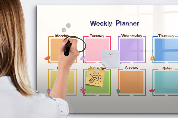 Decoratief glazen wandbord beschrijfbaar en magnetisch Weekplanner met ruimte voor foto's