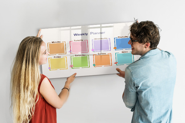 Decoratief glazen wandbord beschrijfbaar en magnetisch Weekplanner met ruimte voor foto's