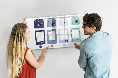 Decoratief glazen wandbord beschrijfbaar en magnetisch Een creatieve plek voor herinneringen en foto's