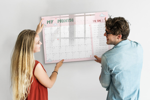 Memobord van glas met print inclusief neodymium magneten Maandelijkse planning met vrienden en foto's