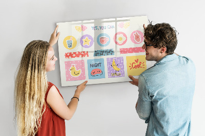 Decoratief glazen wandbord beschrijfbaar en magnetisch Een motiverend prikbord vol inspiratie.