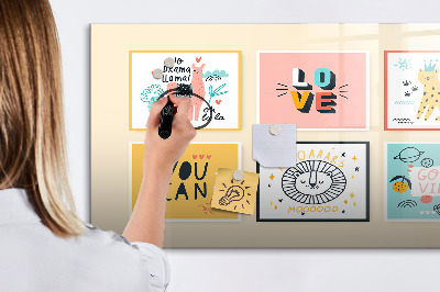 Decoratief glazen wandbord beschrijfbaar en magnetisch Creatieve collages vol positieve emoties