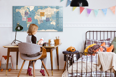 Decoratief glazen wandbord beschrijfbaar en magnetisch Een wereldkaart met persoonlijke herinneringen.