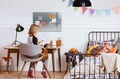 Decoratief glazen wandbord beschrijfbaar en magnetisch Herinneringen vastleggen in een moderne stijl.