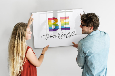 Decoratief glazen wandbord beschrijfbaar en magnetisch Wees jezelf en deel momenten.