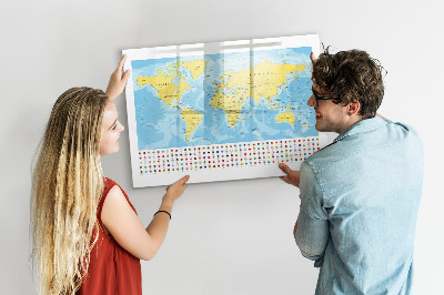 Memobord van glas met print inclusief neodymium magneten Een wereldkaart voor personalisatie en herinneringen.
