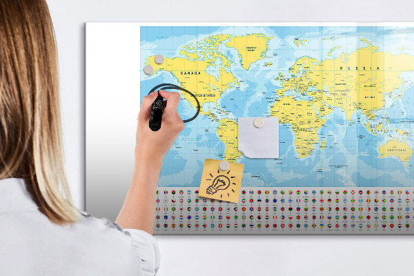 Memobord van glas met print inclusief neodymium magneten Een wereldkaart voor personalisatie en herinneringen.