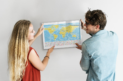 Memobord van glas met print inclusief neodymium magneten Een wereldkaart voor personalisatie en herinneringen.