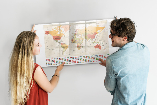 Decoratief glazen wandbord beschrijfbaar en magnetisch Wereldkaart voor fotopersonalisatie