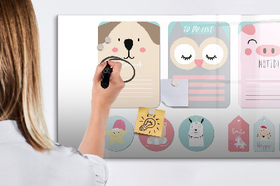 Decoratief glazen wandbord beschrijfbaar en magnetisch Kleurrijke briefjes en foto's aan de muur