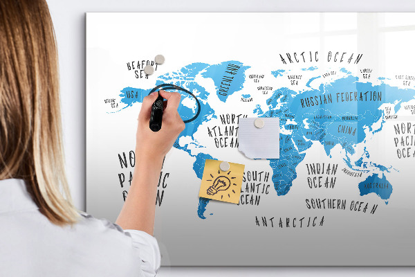 Decoratief glazen wandbord beschrijfbaar en magnetisch Wereldkaart voor fotopersonalisatie
