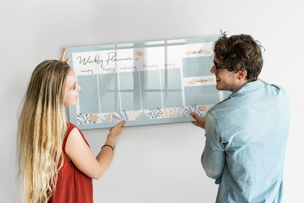 Decoratief glazen wandbord beschrijfbaar en magnetisch Weekplanner met ruimte voor foto's