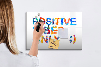 Decoratief glazen wandbord beschrijfbaar en magnetisch Positieve vibes in een kleurrijke stijl.
