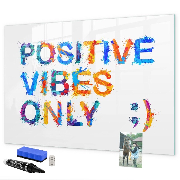 Decoratief glazen wandbord beschrijfbaar en magnetisch Positieve vibes in een kleurrijke stijl.